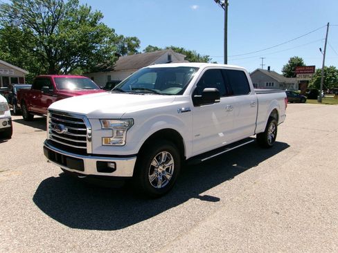 Used 2015 Ford F150 XLT w/ Equipment Group 302A Luxury AWD/4WD image 1