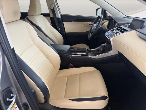 Used 2015 Lexus NX 200t FWD image 18