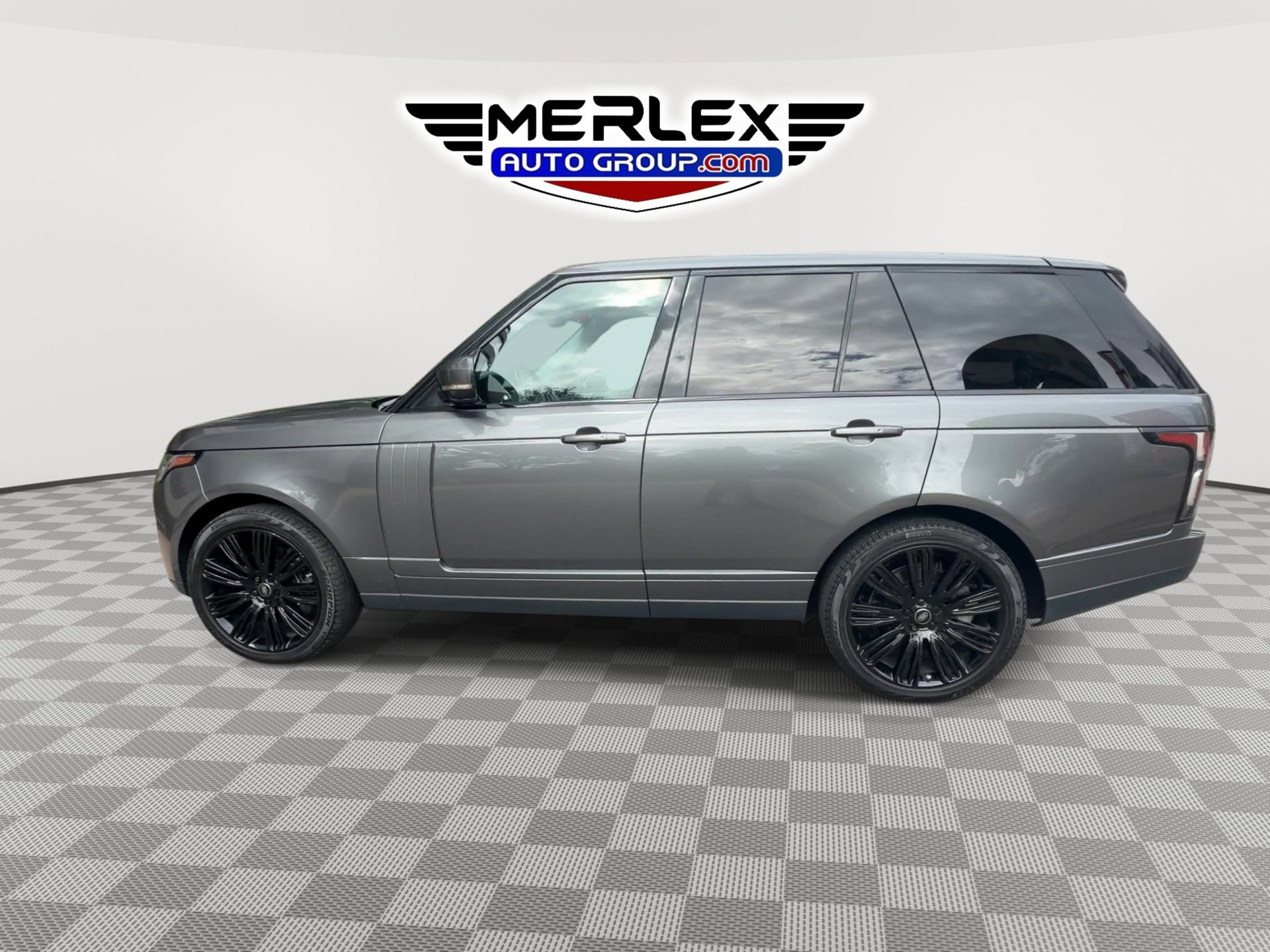 Used 2018 Land Rover Range Rover Supercharged AWD/4WD image 5