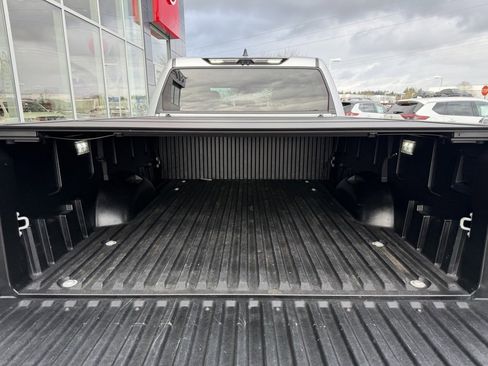 Used 2024 Toyota Tundra Platinum image 10