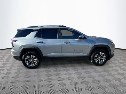 Used 2025 Chevrolet Equinox LT w/ Convenience Package II image 4