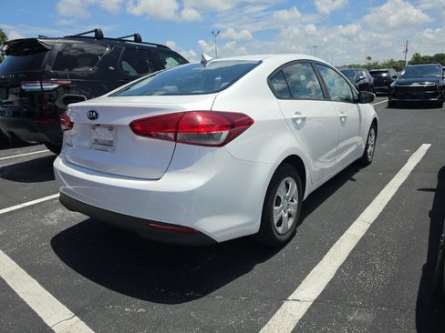 Used 2017 Kia Forte LX w/ LX Popular Package FWD image 14