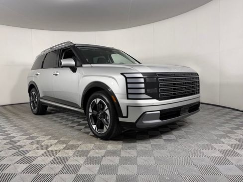 Used 2026 Hyundai Palisade Limited AWD/4WD image 3