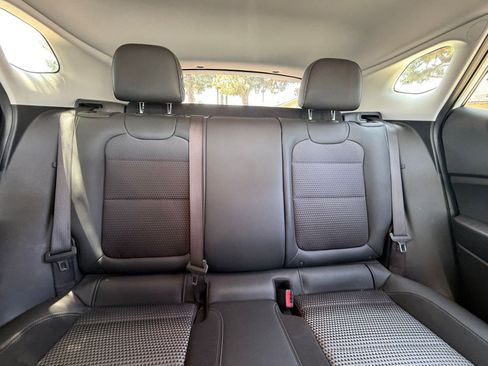Used 2025 Chevrolet Trax LT FWD image 35