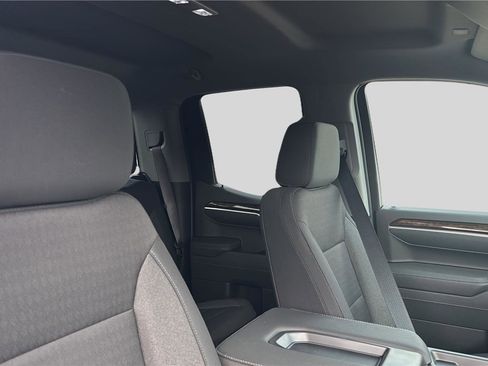 New 2026 GMC Sierra 1500 Elevation image 22
