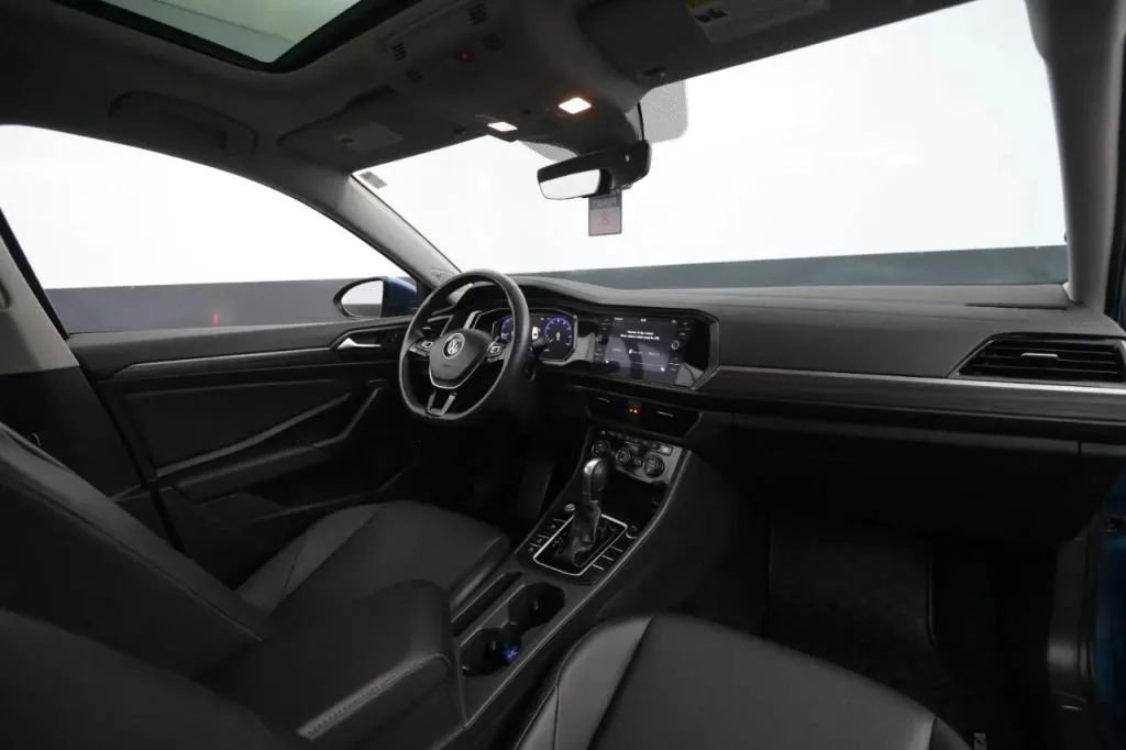 Used 2019 Volkswagen Jetta SEL FWD image 45