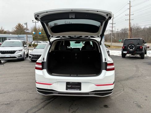 Used 2025 Genesis GV80 2.5T image 11