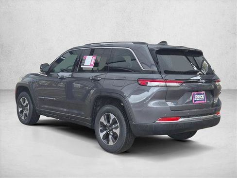 Used 2024 Jeep Grand Cherokee Limited 4xe w/ Luxury Tech Group II AWD/4WD image 7