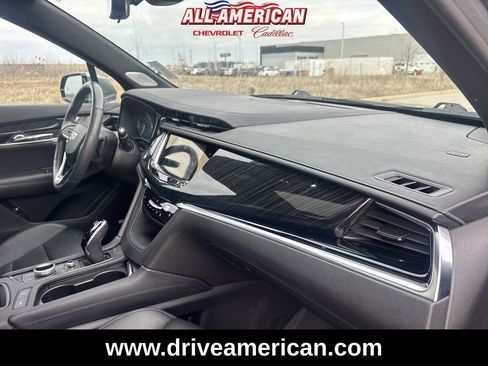 Used 2021 Cadillac XT6 Premium Luxury image 30