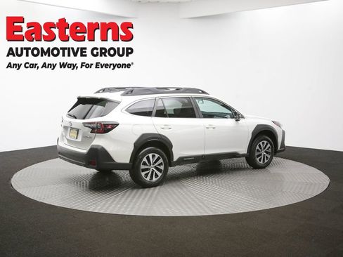 Used 2024 Subaru Outback Premium AWD/4WD image 36