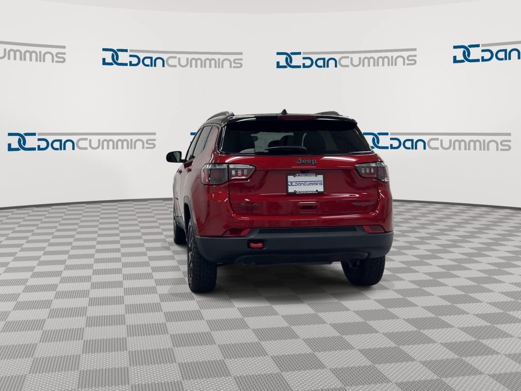 New 2026 Jeep Compass Trailhawk AWD/4WD image 7