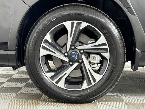 Certified 2025 Subaru Crosstrek 2.0i Premium image 28