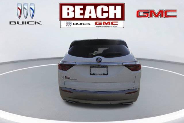 Used 2024 Buick Enclave Essence FWD image 3