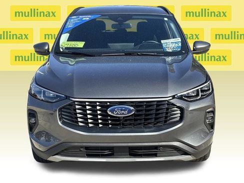 Certified 2025 Ford Escape Platinum w/ Premium Technology Package image 14