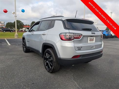 New 2026 Jeep Compass Latitude image 5