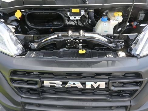 Used 2025 RAM ProMaster 2500 w/ Safety Group FWD image 37