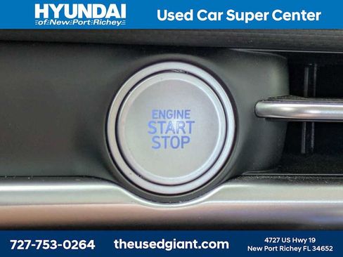 Used 2025 Hyundai Tucson SE FWD image 31