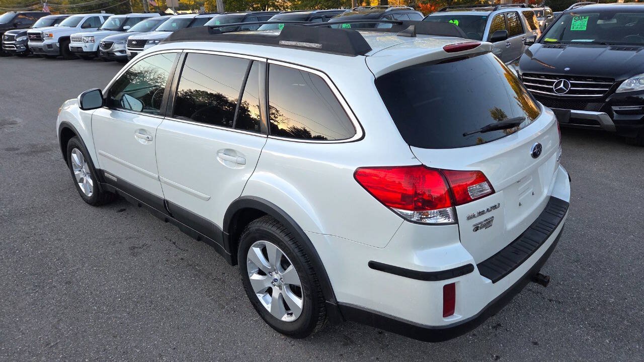 Used 2012 Subaru Outback 2.5i Limited AWD/4WD image 10