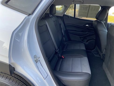 Used 2024 Chevrolet Trax LT image 14