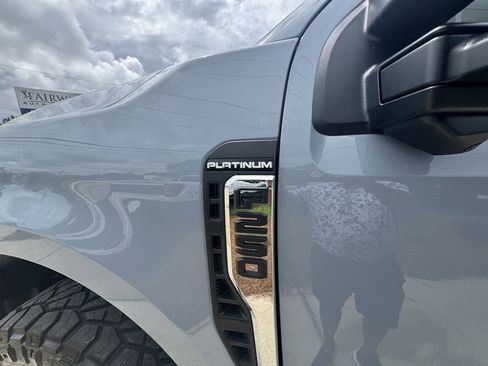 Used 2026 Ford F250 Platinum w/ Platinum Plus Package AWD/4WD image 25