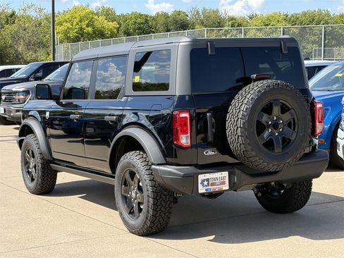 New 2025 Ford Bronco Big Bend w/ Black Diamond Package image 30