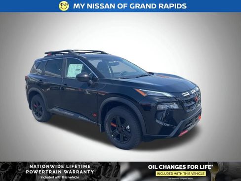 New 2026 Nissan Rogue SV w/ Rock Creek Premium Package AWD/4WD image 7
