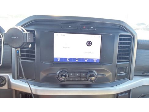 Used 2021 Ford F150 XLT image 11