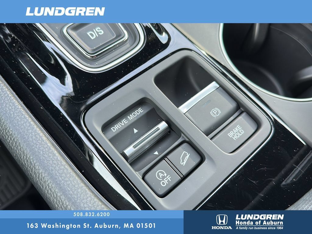 New 2026 Honda Pilot Sport image 16