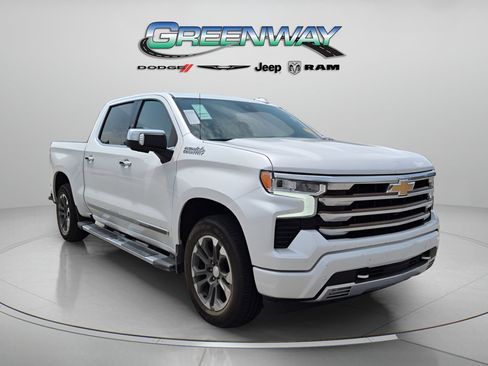 Used 2022 Chevrolet Silverado 1500 High Country RWD image 1