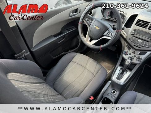 Used 2015 Chevrolet Sonic LT image 15