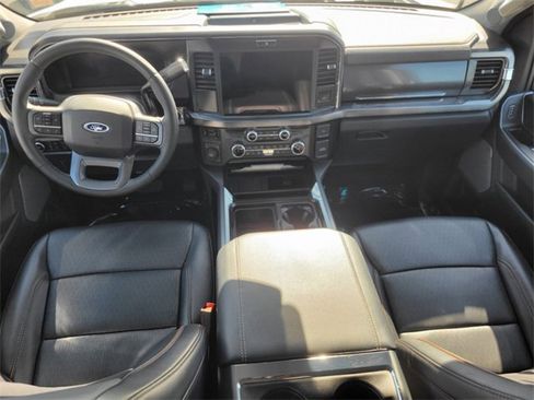 Certified 2025 Ford F250 Lariat w/ Chrome Package image 12