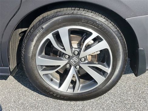 Certified 2023 Honda Odyssey Touring image 7