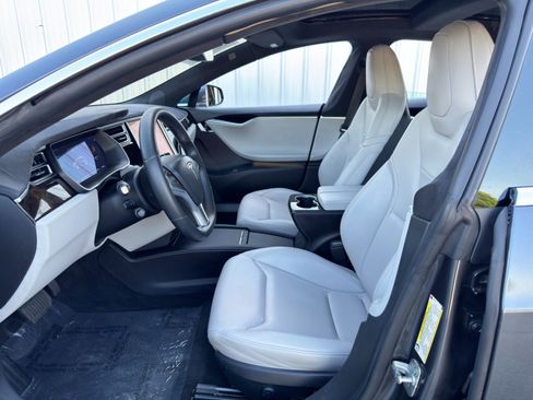 Used 2016 Tesla Model S 90D image 16