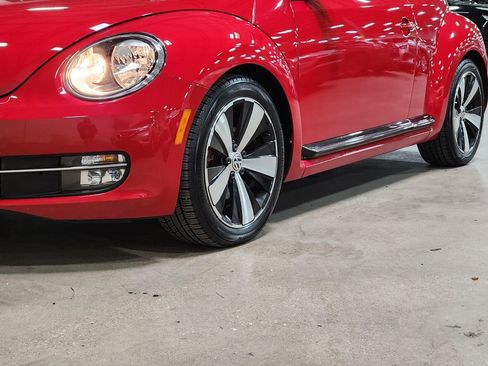 Used 2013 Volkswagen Beetle 2.0T image 17
