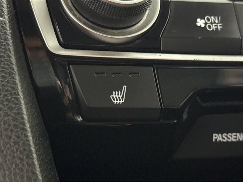 Used 2016 Honda Civic Touring image 25