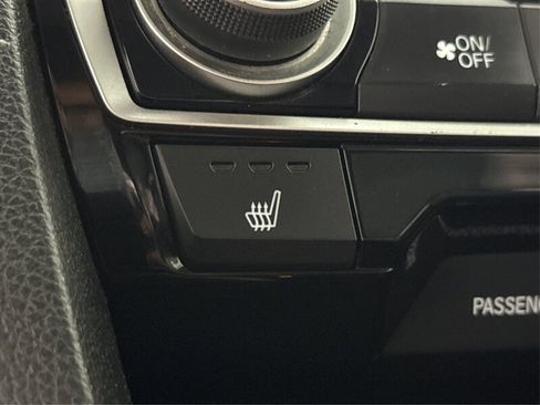 Used 2016 Honda Civic Touring image 25