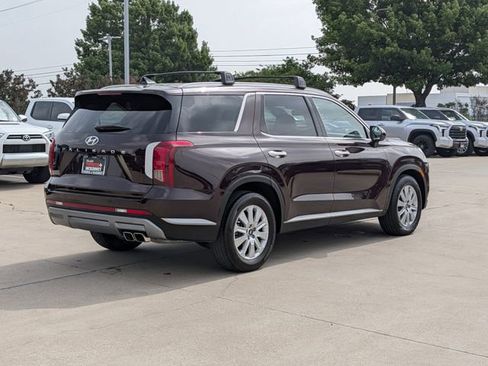 Used 2024 Hyundai Palisade SEL FWD image 6