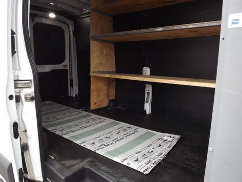 Used 2018 Ford Transit 250 148 Medium Roof RWD image 18