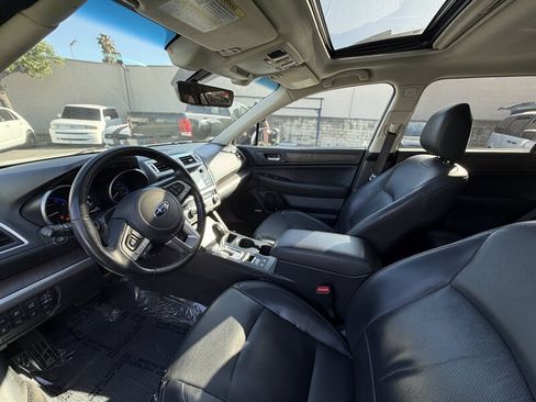 Used 2017 Subaru Outback 2.5i Limited AWD/4WD image 40