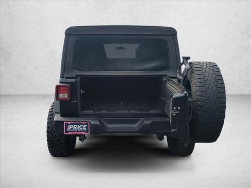 Used 2018 Jeep Wrangler Unlimited Sport S AWD/4WD image 6