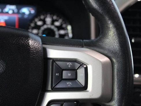 Used 2020 Ford F150 Lariat AWD/4WD image 20