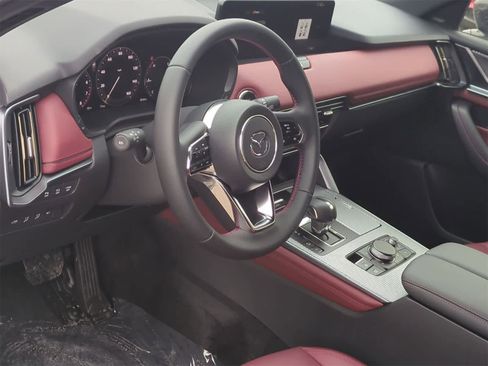 New 2026 MAZDA CX-70 3.3 Turbo w/ Premium Plus Pkg image 2