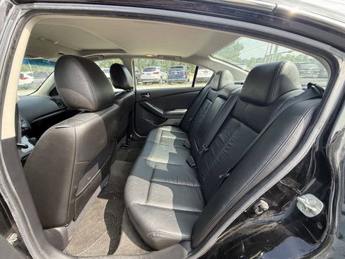 Used 2011 Nissan Altima 3.5 SR w/ 3.5SR Premium Pkg FWD image 19