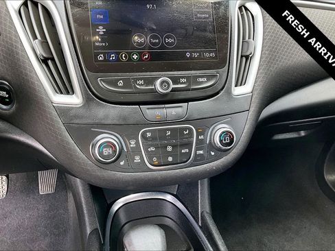 Used 2023 Chevrolet Malibu LT image 15