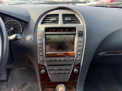 Used 2010 Lexus ES 350 image 12