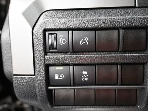 Used 2024 Toyota Tacoma SR5 AWD/4WD image 25