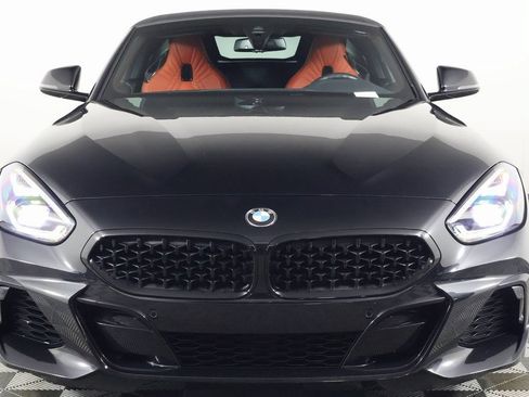 Used 2022 BMW Z4 sDrive30i w/ Premium Package 2 RWD image 2