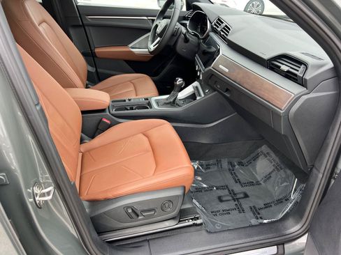 Certified 2025 Audi Q3 2.0T Premium Plus w/ Premium Plus Package AWD/4WD image 13