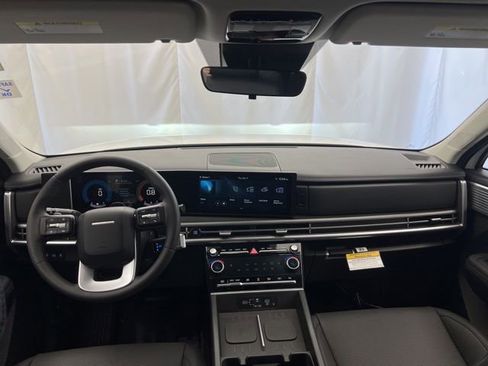 Used 2025 Hyundai Santa Fe SEL image 22