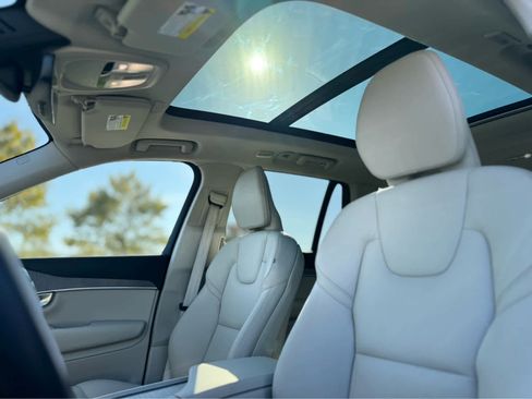 Used 2023 Volvo XC90 T8 Plus w/ Protection Package Premier image 16